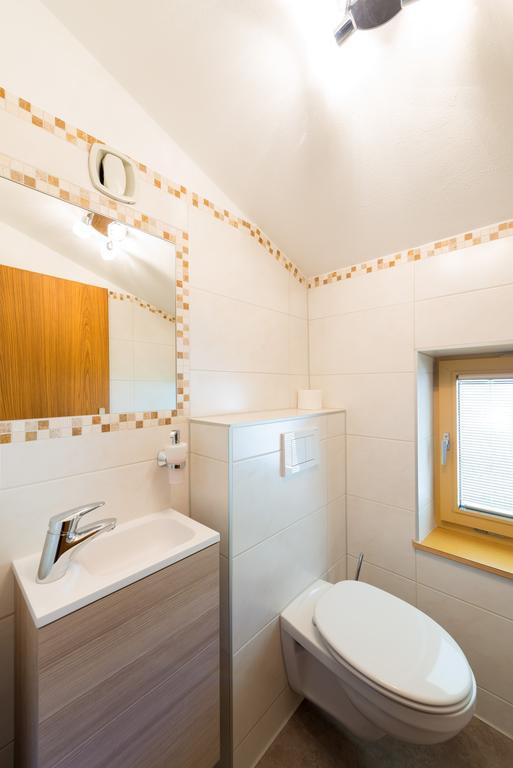 Haus Enzian Apartment Lermoos Cameră foto